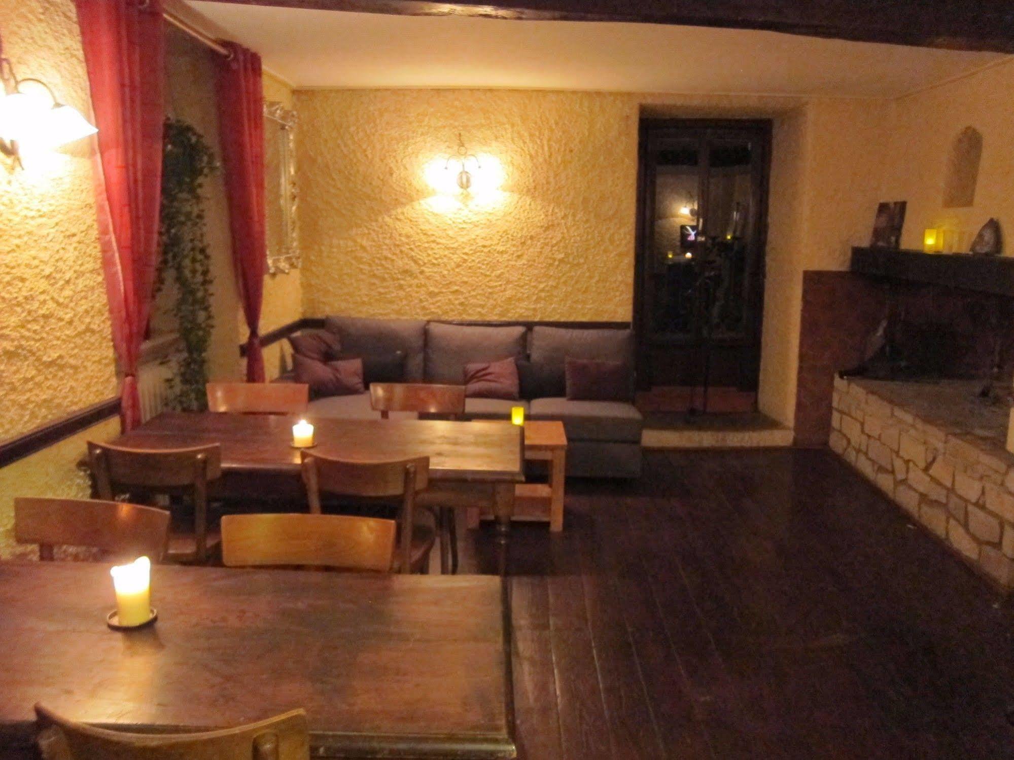 Hotel Des Deux Rivieres *